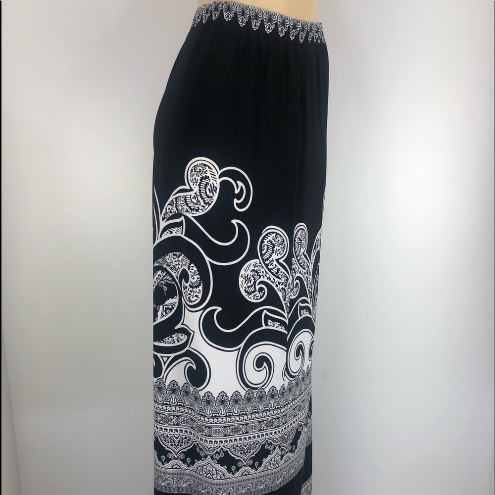 NWOT Susan Graver Maxi Skirt, Black/White, Sm